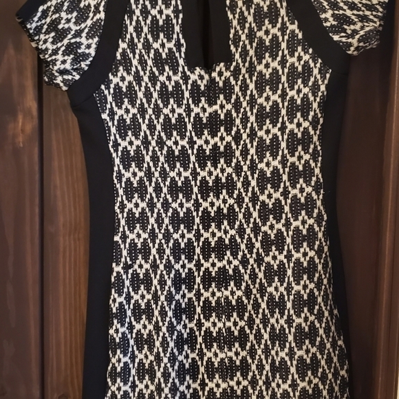 TWELFTH Street by Cynthia Vincent Houndstooth Cocktail Dress - Picture 5 of 8